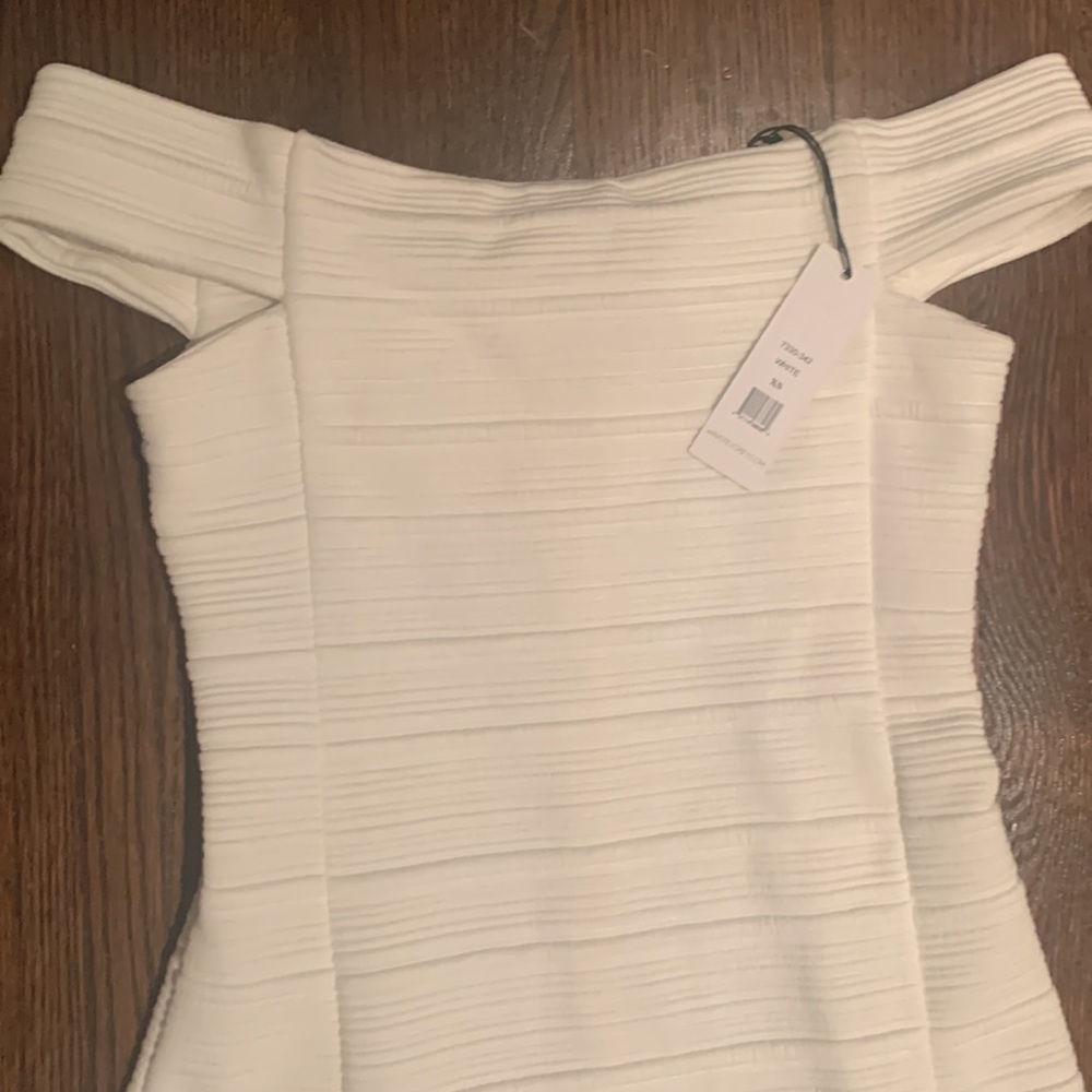 Waverly Grey gorgeous white cocktail dress, new with tag - Picture 2 of 9